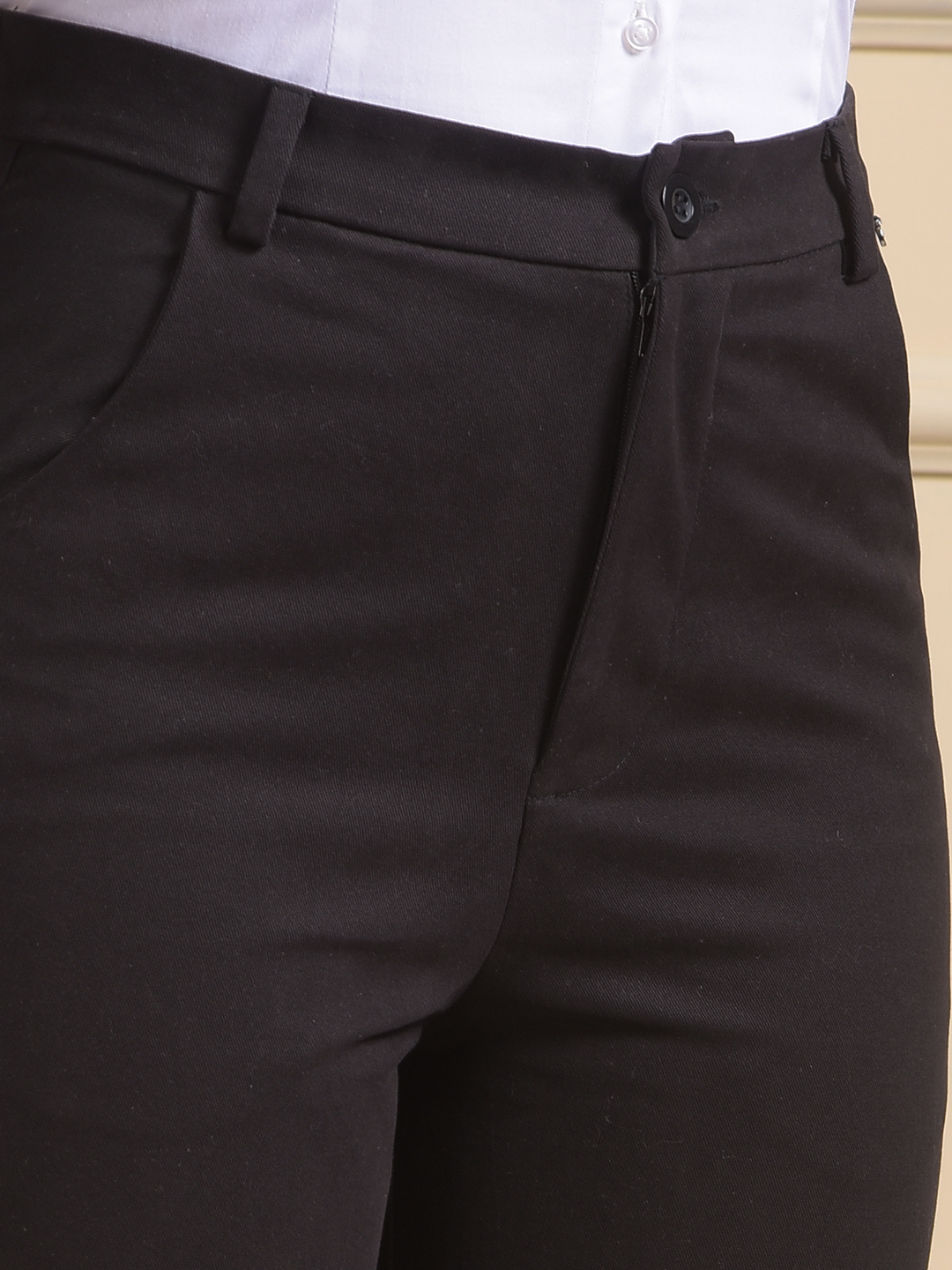 Numero Uno Women Solid Regular Fit Trouser